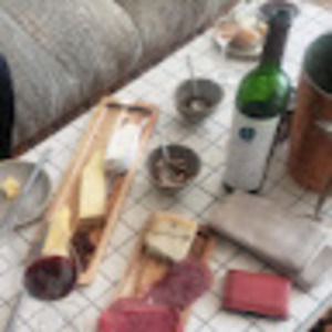 Meet your Posher, Laurie